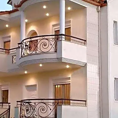 Hotel Prime Luxury Front