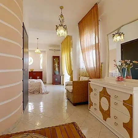 Hotel Prime Luxury Front Vrasná
